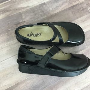 Alegria 36 6 Jil Black Shiny Mary Jane Shoes